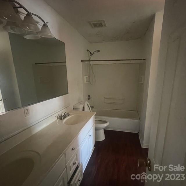 Four Seasons - Residential