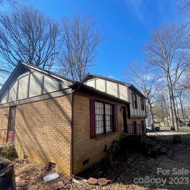 Four Seasons - Residential