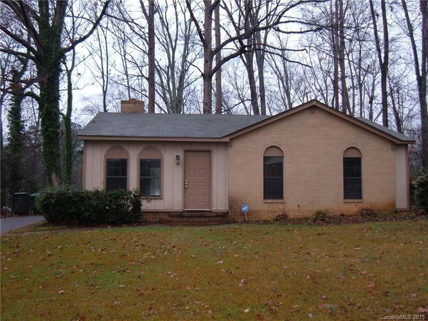 Adorable ranch remodeled in 2015.  New appliances: garbage disposal, range, dishwasher, & hood.  New carpet,  new vinyl, fresh paint, and new counter tops. Refurbished kitchen cabinets.  Home has a fenced yard and an attached storage building. Exterior freshly painted.  All new light fixtures.  Bathrooms have new sinks.Newer roof-2008. Home had annual termite inspection in May 2015. Lot goes to the creek.  Great view of wooded backyard.