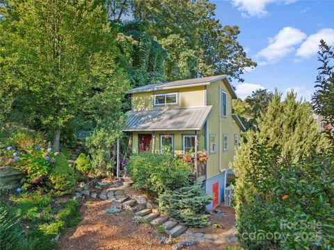 Photo of 30 Craven Street, Asheville, NC 28806 (MLS # 4308759)