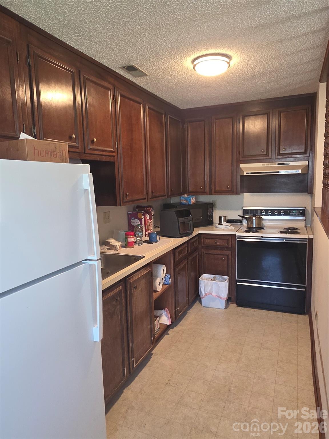 1115 Saint Charles Court