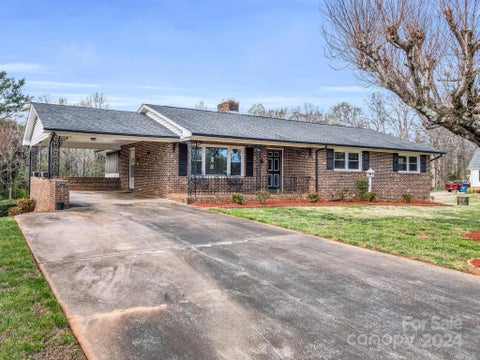 Photo for 123 Pin Oak Drive