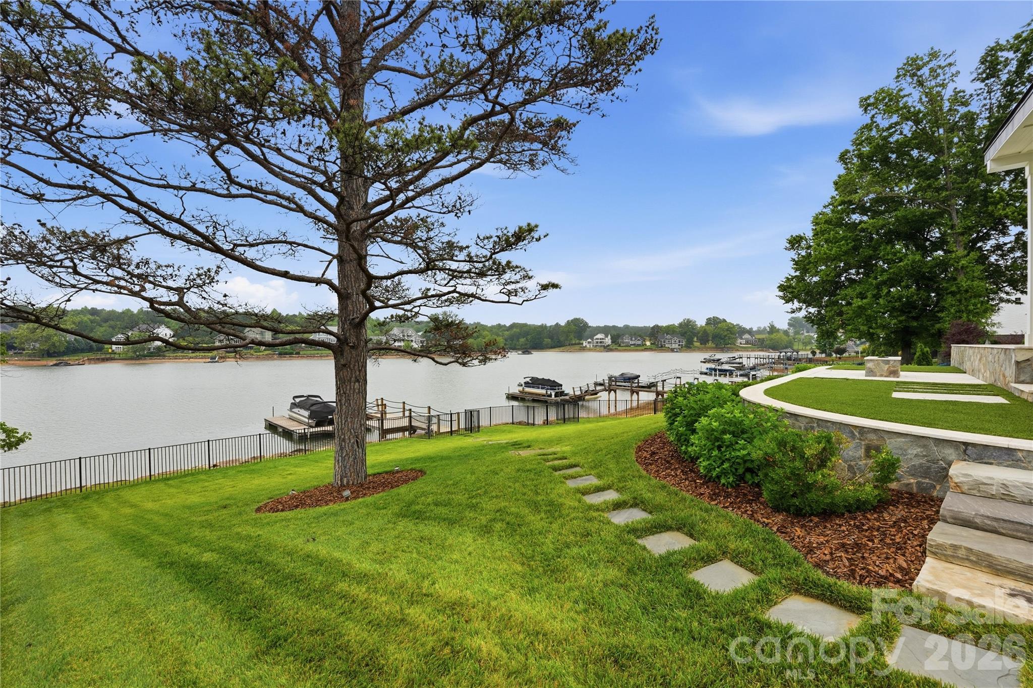 LakeWalk - Residential