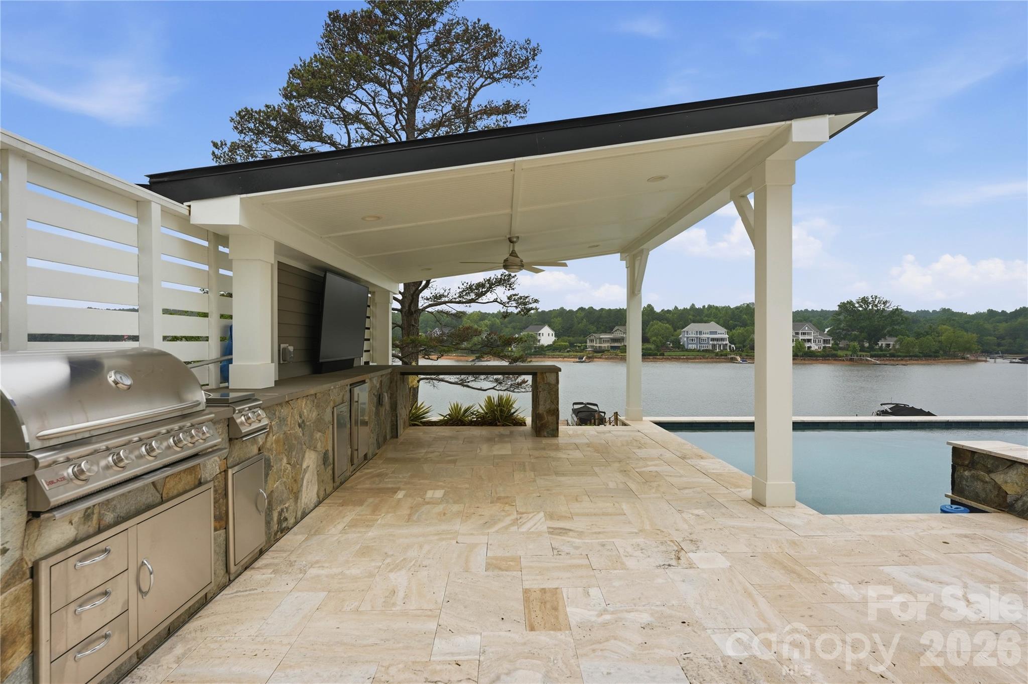 LakeWalk - Residential