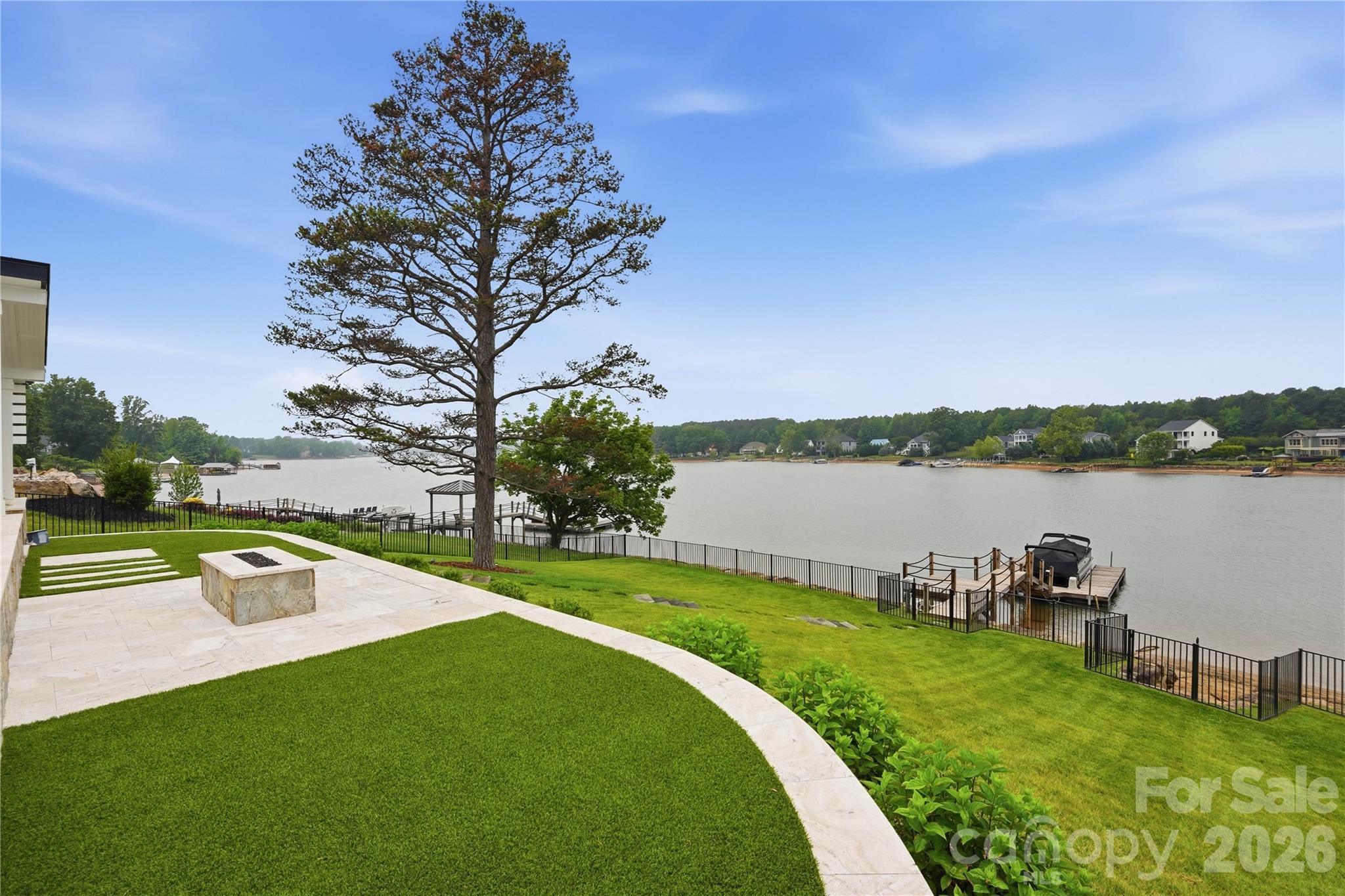 LakeWalk - Residential