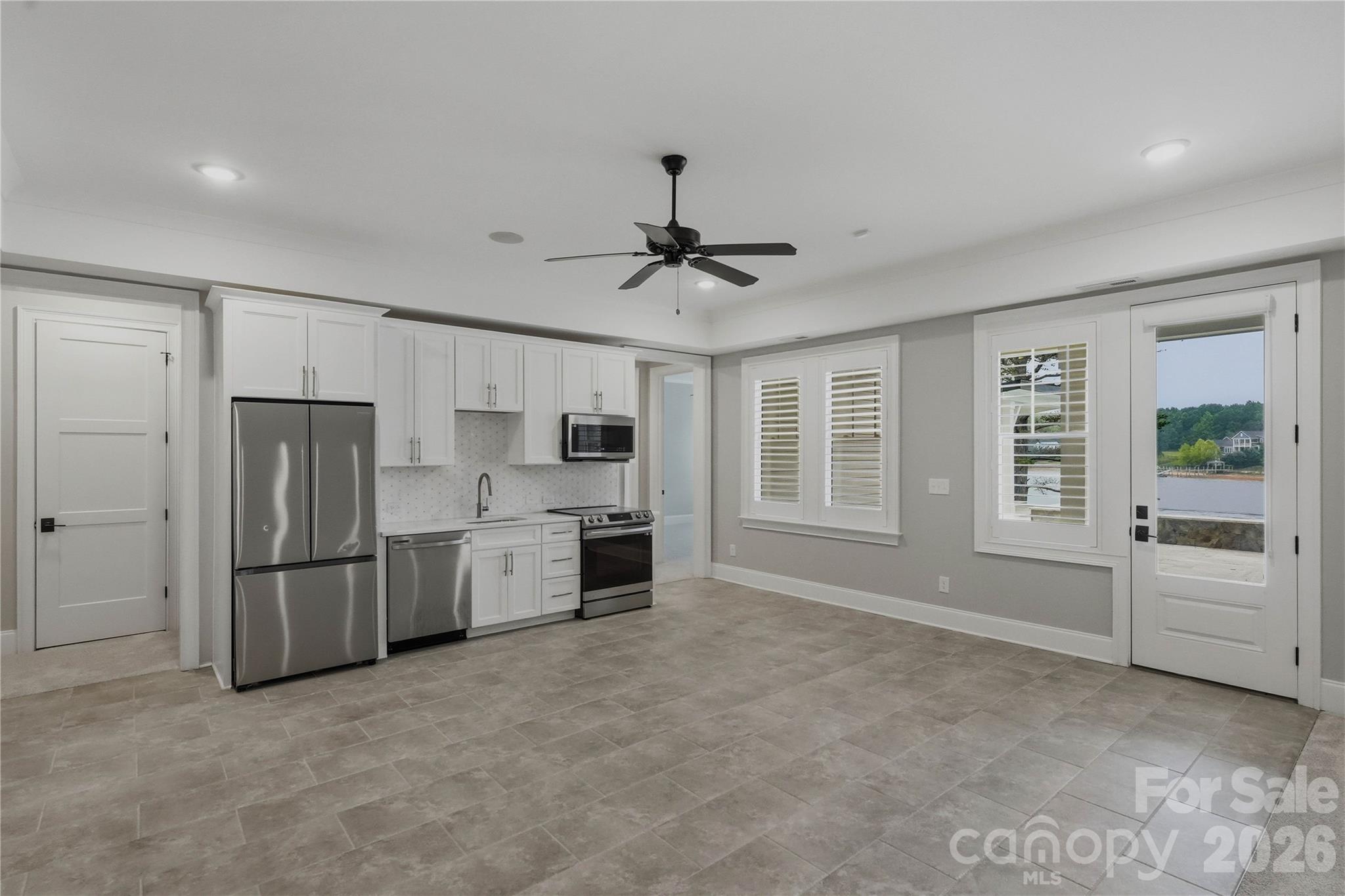 LakeWalk - Residential