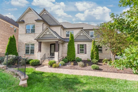 Photo of 5624 Five Knolls Drive, Charlotte, NC 28226 (MLS # 4434318)