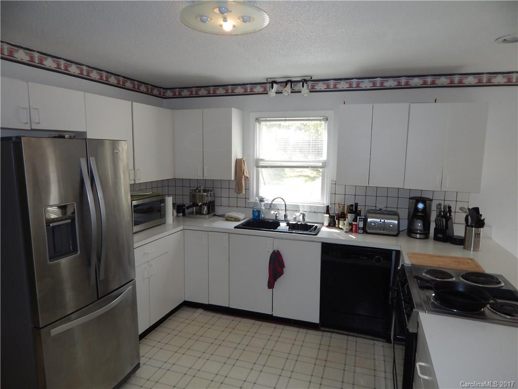 Country Club Estates - Residential