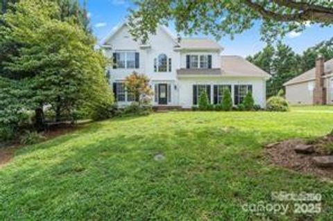 273 Rose Street Mooresville NC 28117