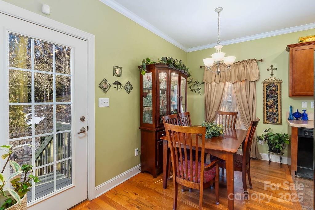 387 Goodview Drive