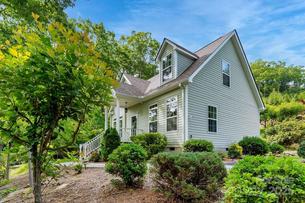 387 Goodview Drive