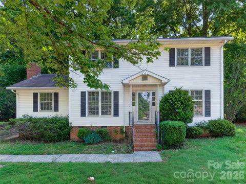 Photo for 616 Old Farm Road
