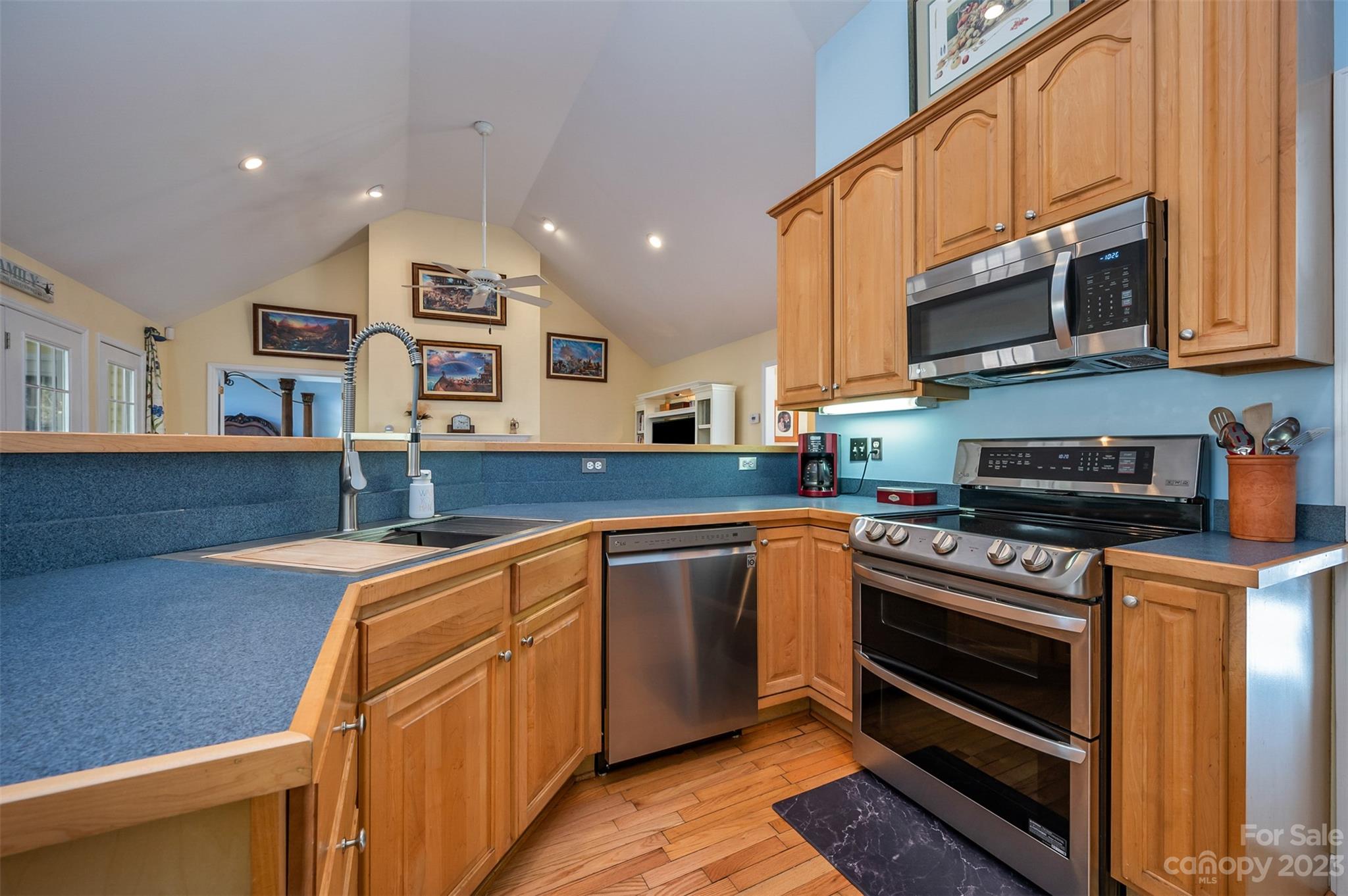 Willow Lakes - Residential