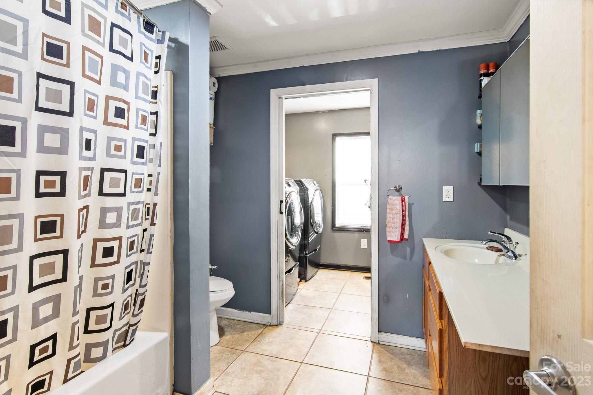 Robert Lutz & Cora Lutz Property - Residential