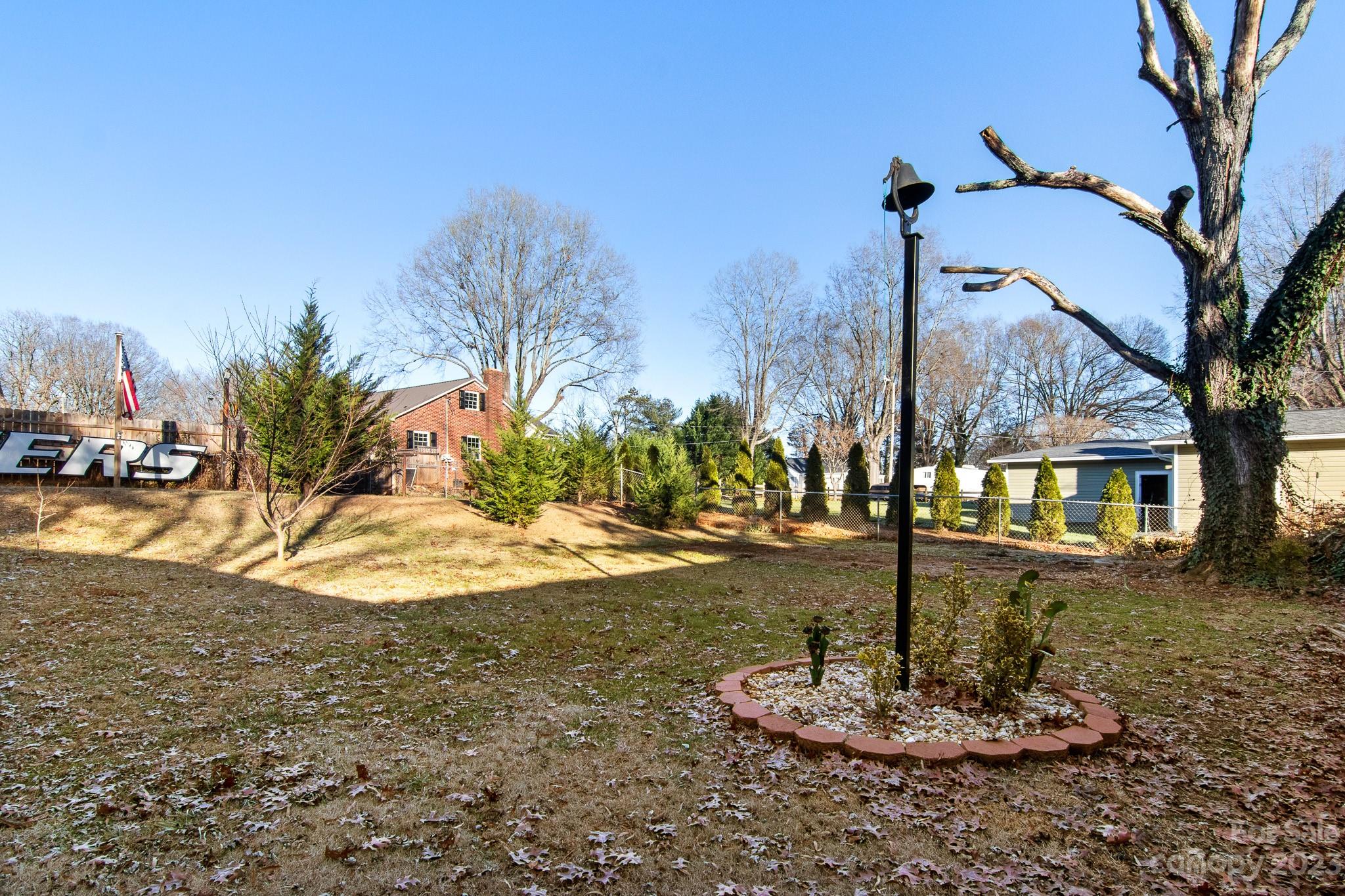 Robert Lutz & Cora Lutz Property - Residential