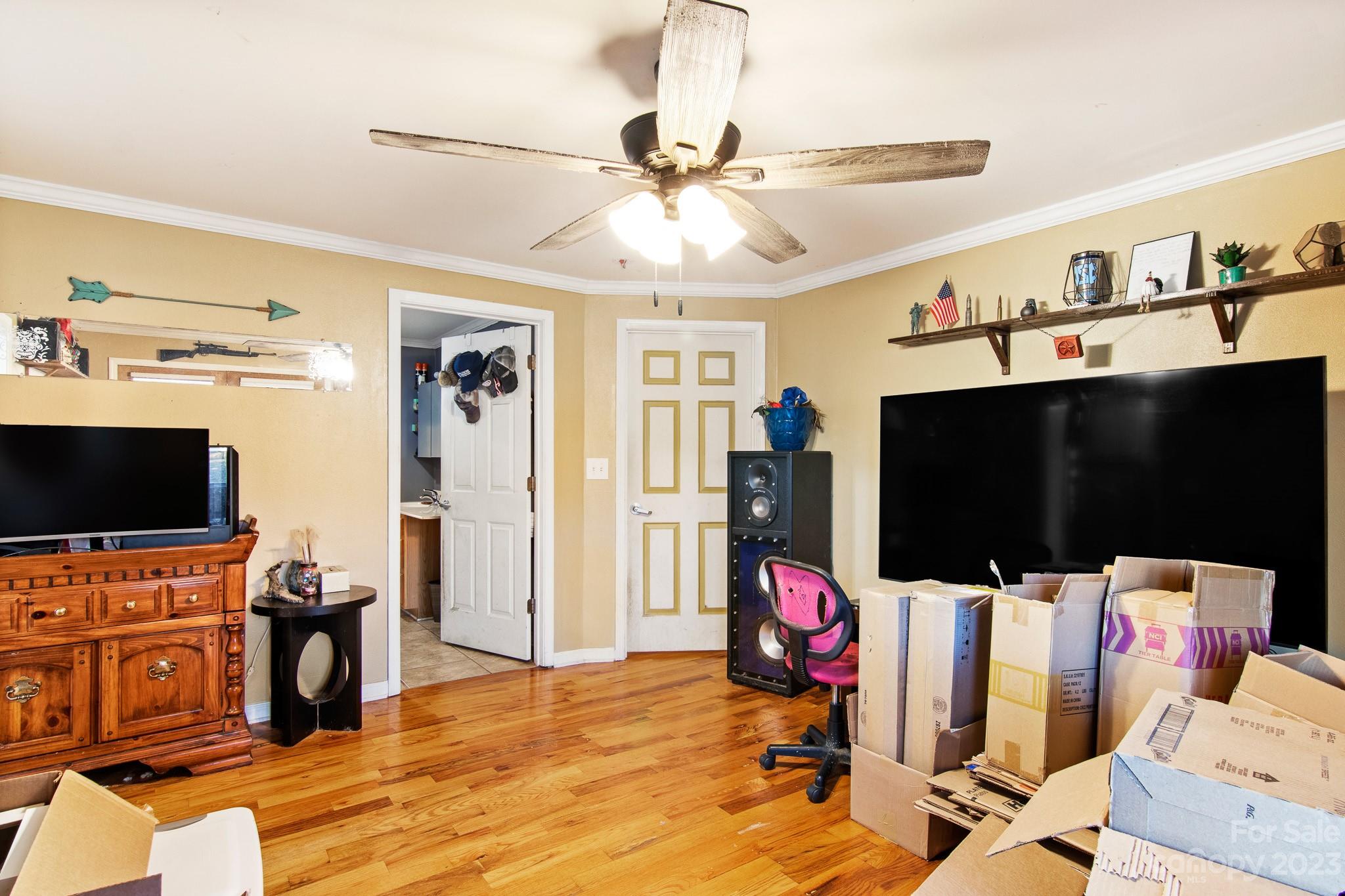 Robert Lutz & Cora Lutz Property - Residential