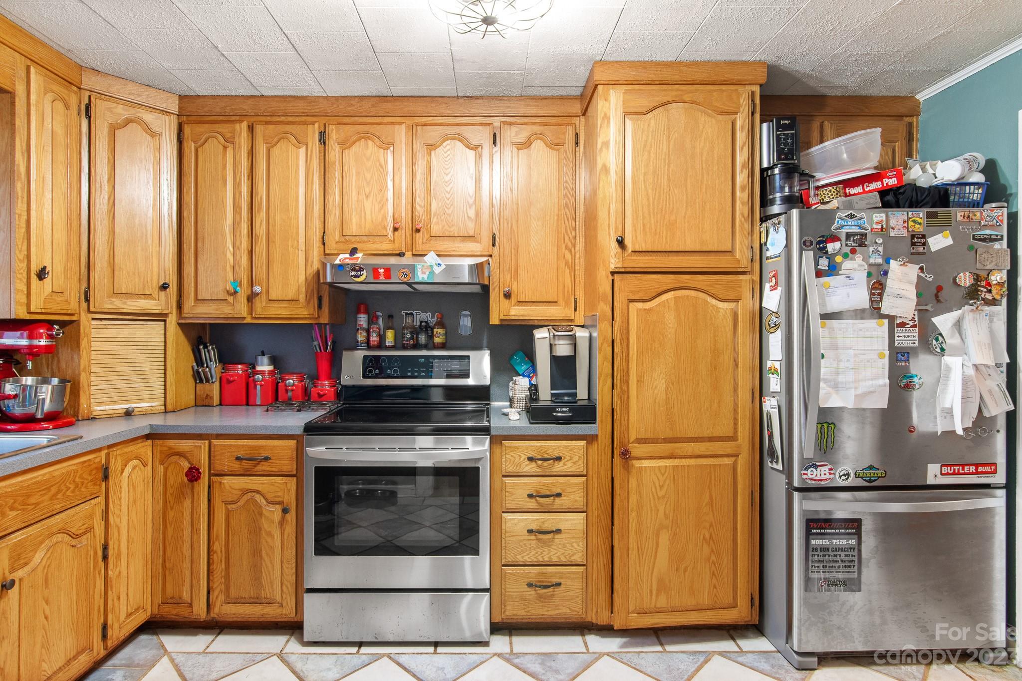 Robert Lutz & Cora Lutz Property - Residential