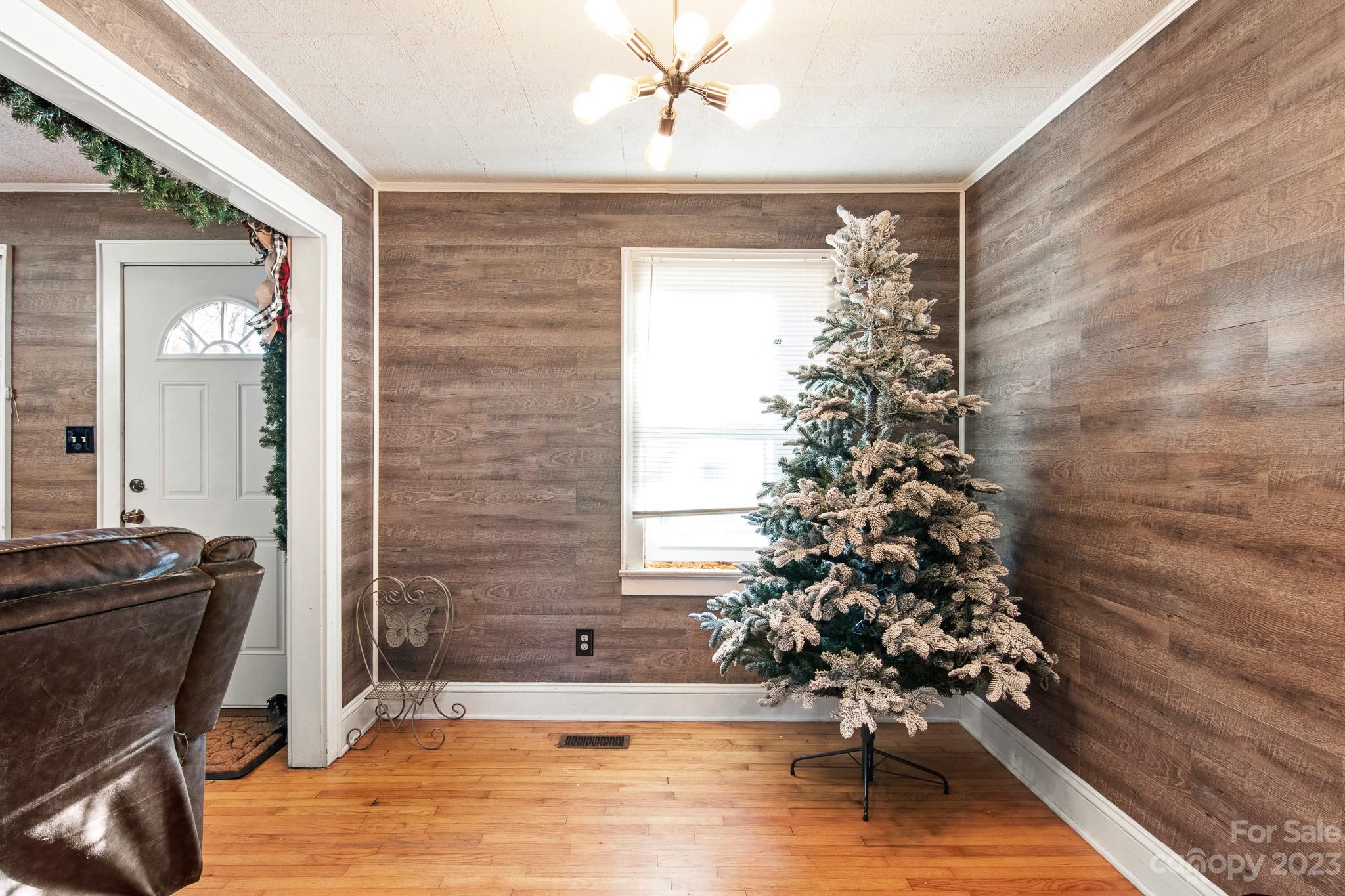 Robert Lutz & Cora Lutz Property - Residential