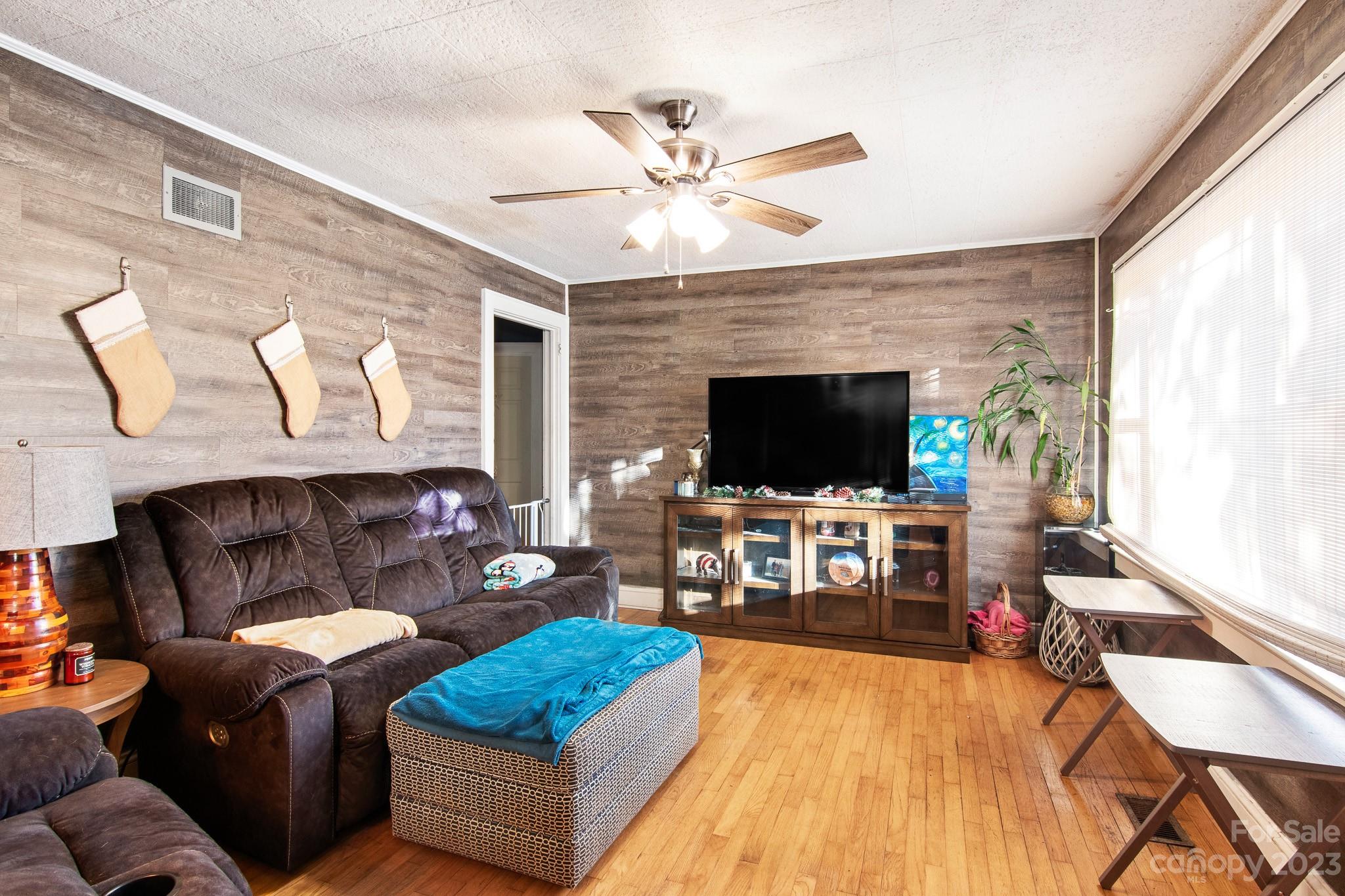 Robert Lutz & Cora Lutz Property - Residential