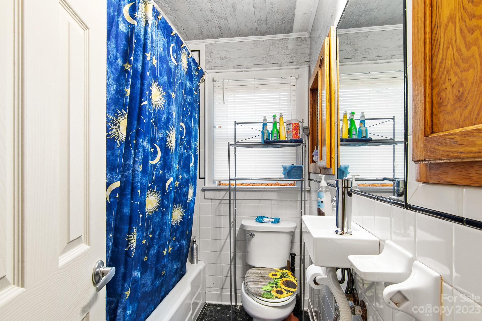 Robert Lutz & Cora Lutz Property - Residential