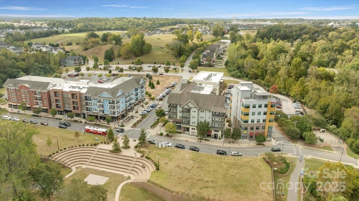 Riverwalk - Residential