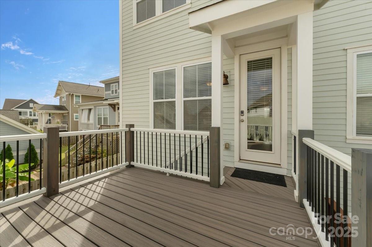 Riverwalk - Residential