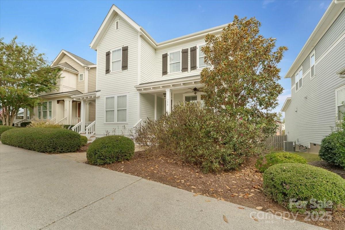 Riverwalk - Residential