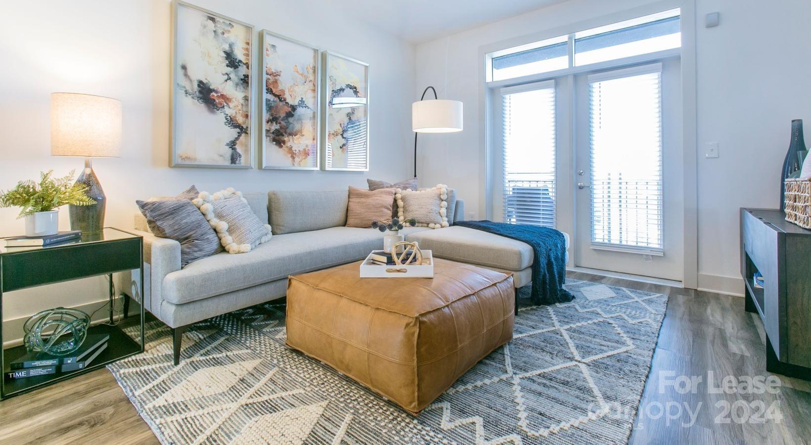 Charlotte, North Carolina 28209, United States, 2 Bedrooms Bedrooms, ,2 BathroomsBathrooms,Residential,Active,34709