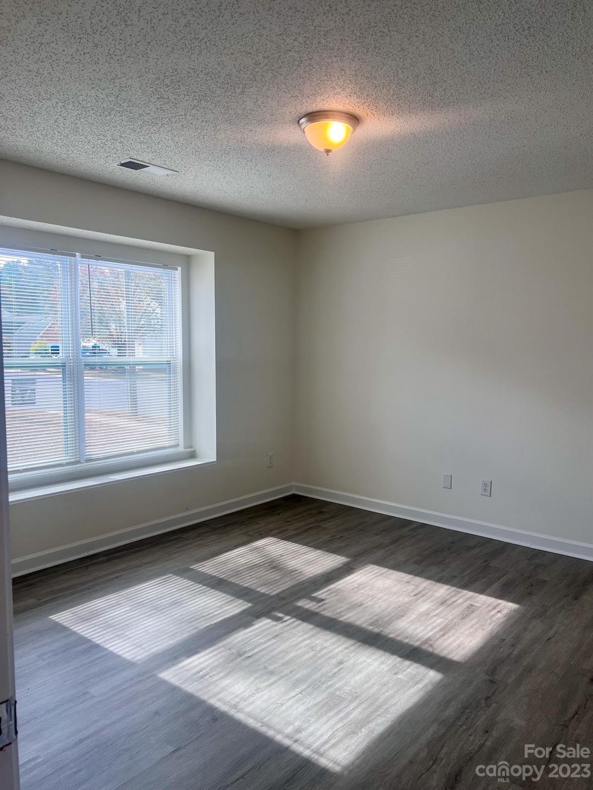 Hidden Valley - Residential