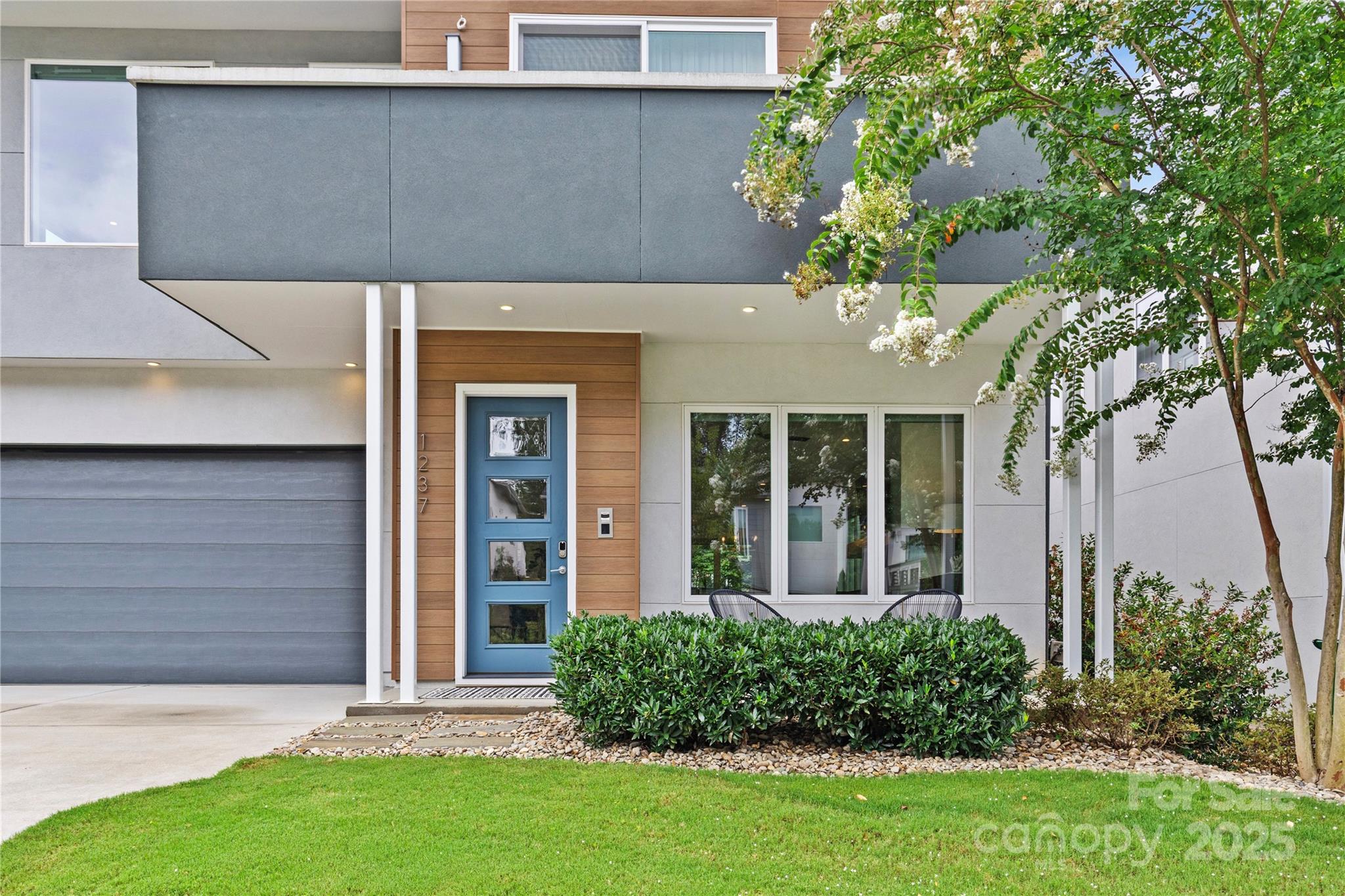 1237 Realta Drive