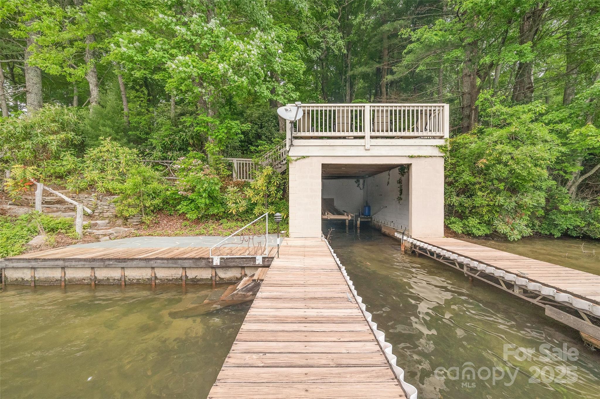 Lake Toxaway Estates - Residential