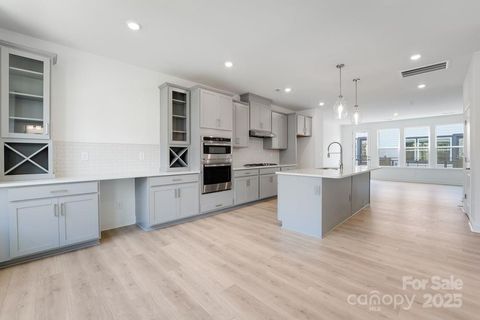 707 Hoke Lane Davidson NC 28036