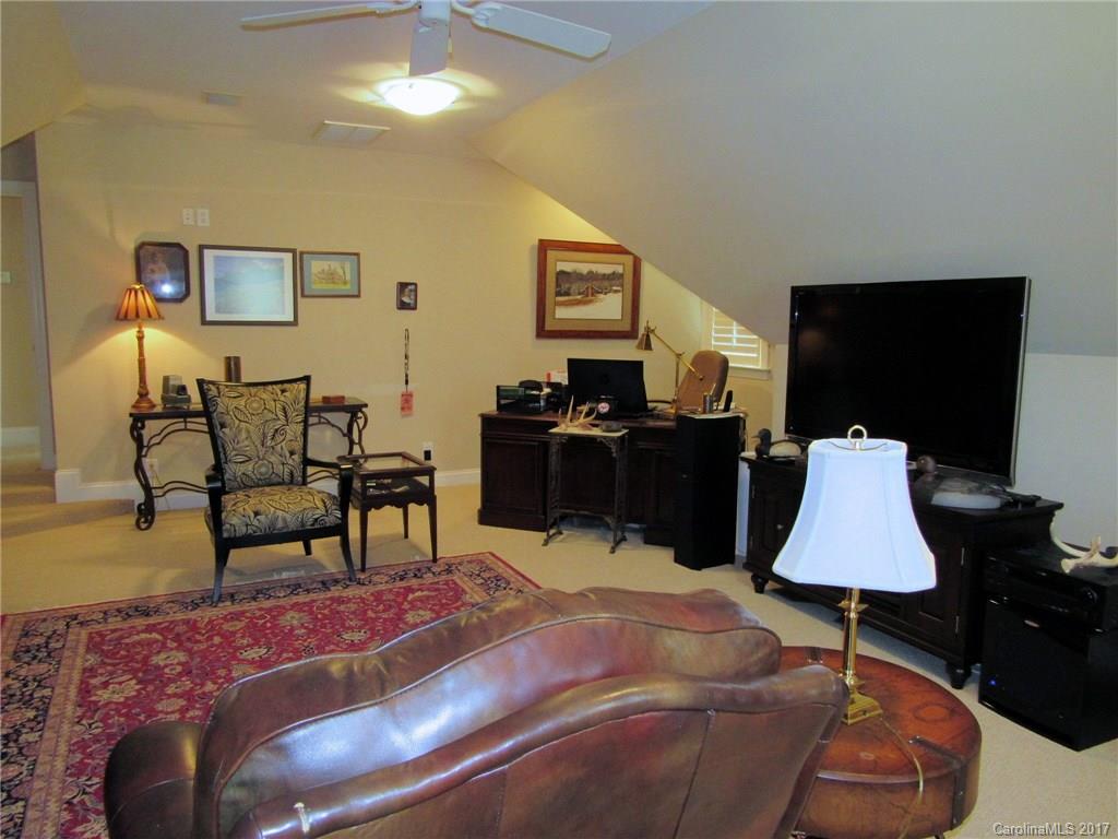 Weddington Woods - Residential