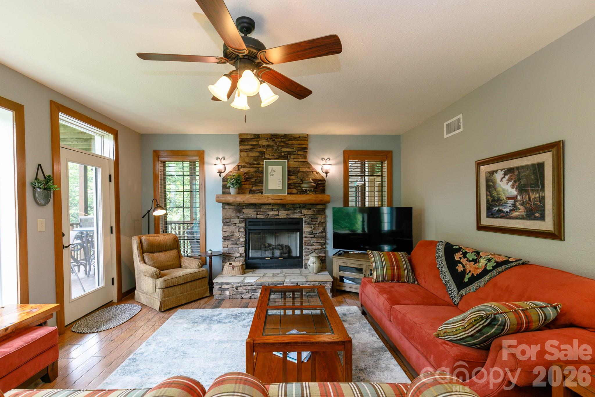 222 Creekside Way D202