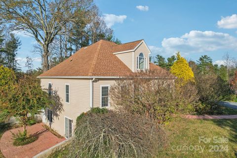 A home in Hendersonville