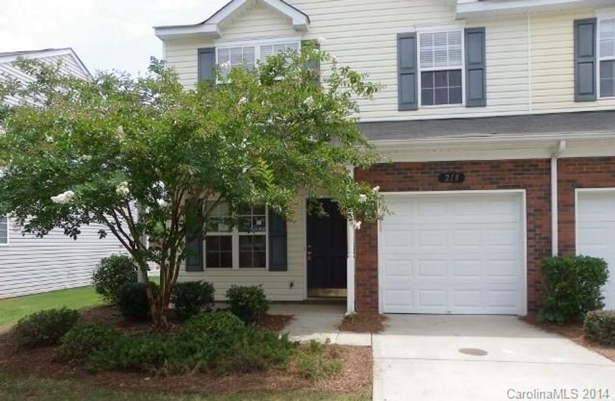 Beautiful end unit town home! Freshly painted interior & brand new carpets make it move in ready! Large great room  w/ fire place. Sunny eat in kitchen. Fantastic master suite features adjoining sitting room/ home office/ nursery. Enjoy the outdoors from the deck or community pool.This is a Fannie Mae HomePath property.