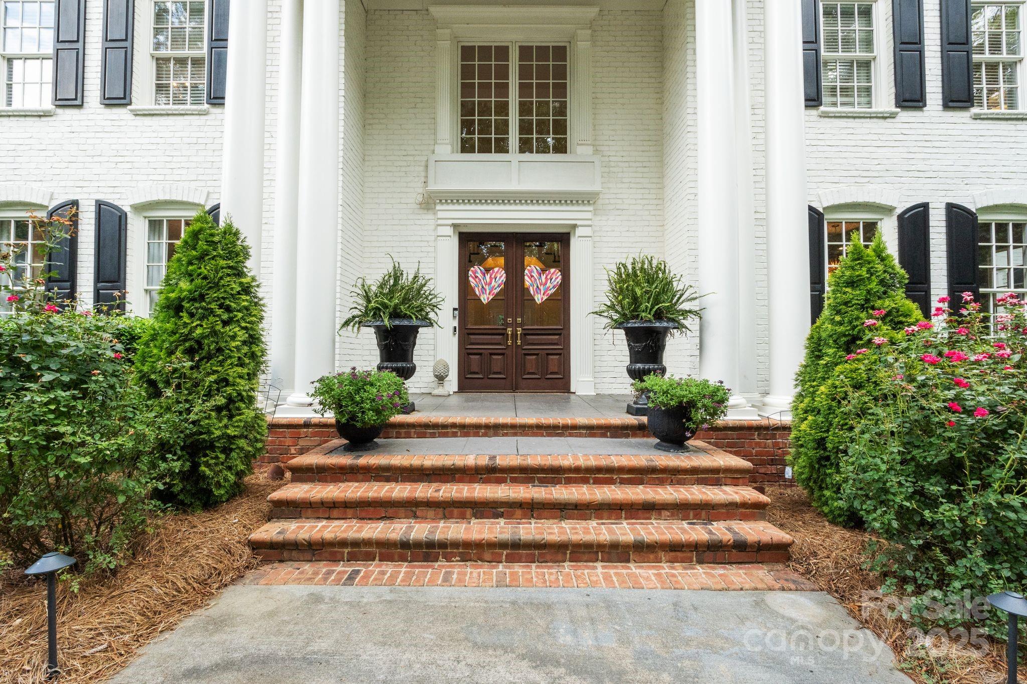 3605 Hampton Manor Drive