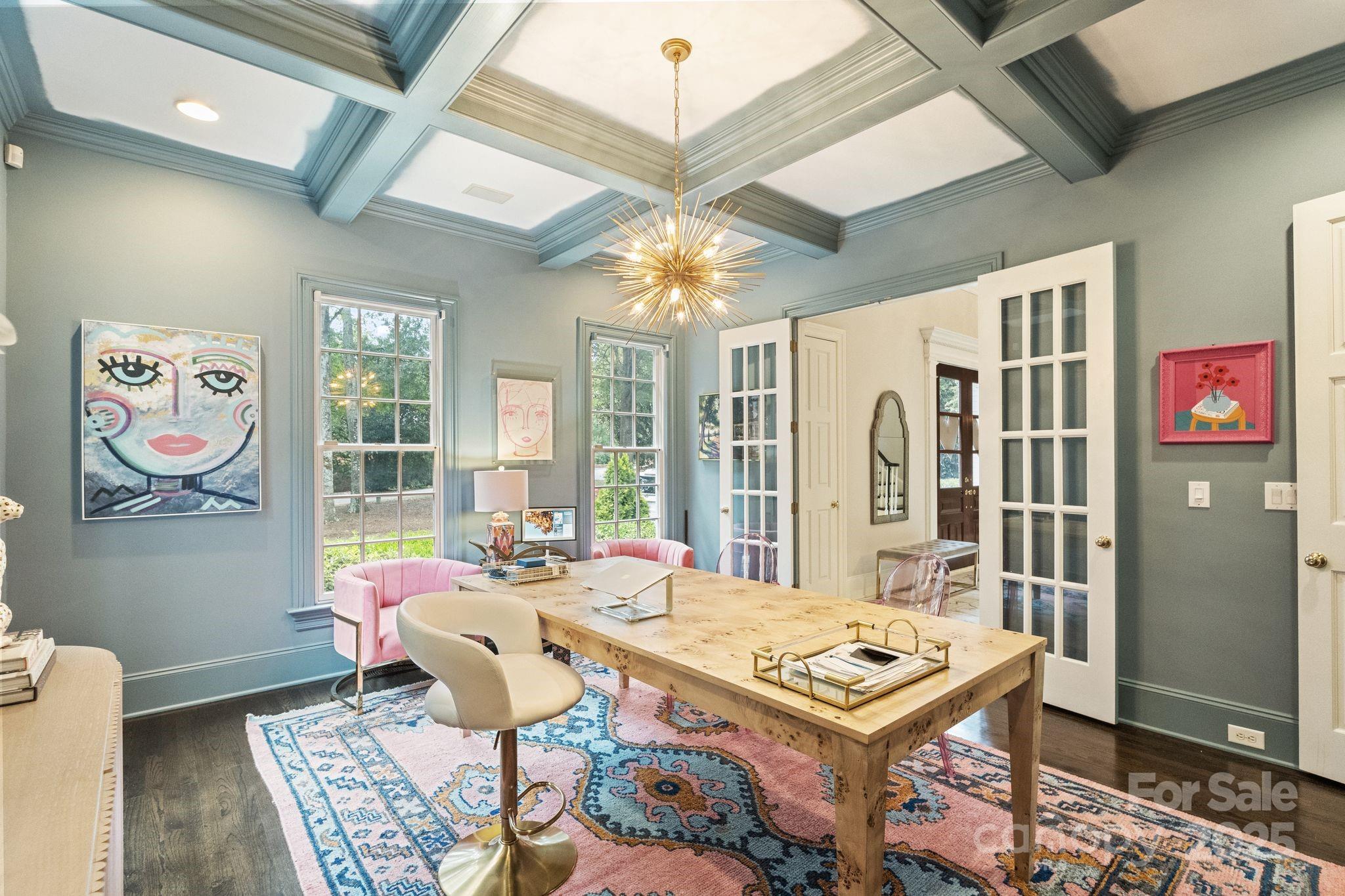 Hampton Manor - Residential