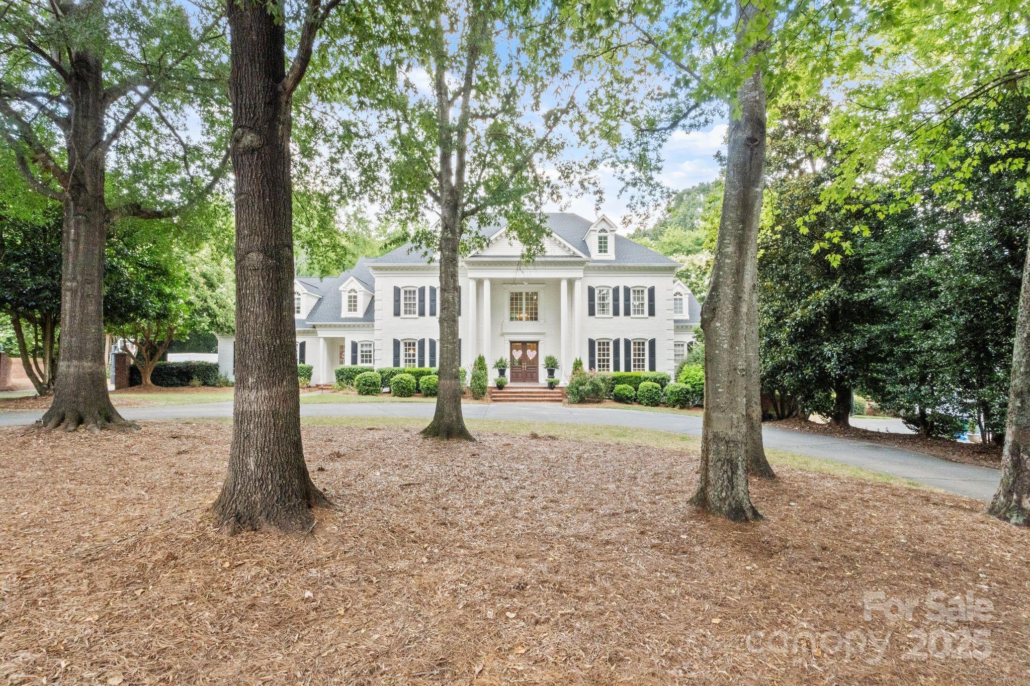 3605 Hampton Manor Drive