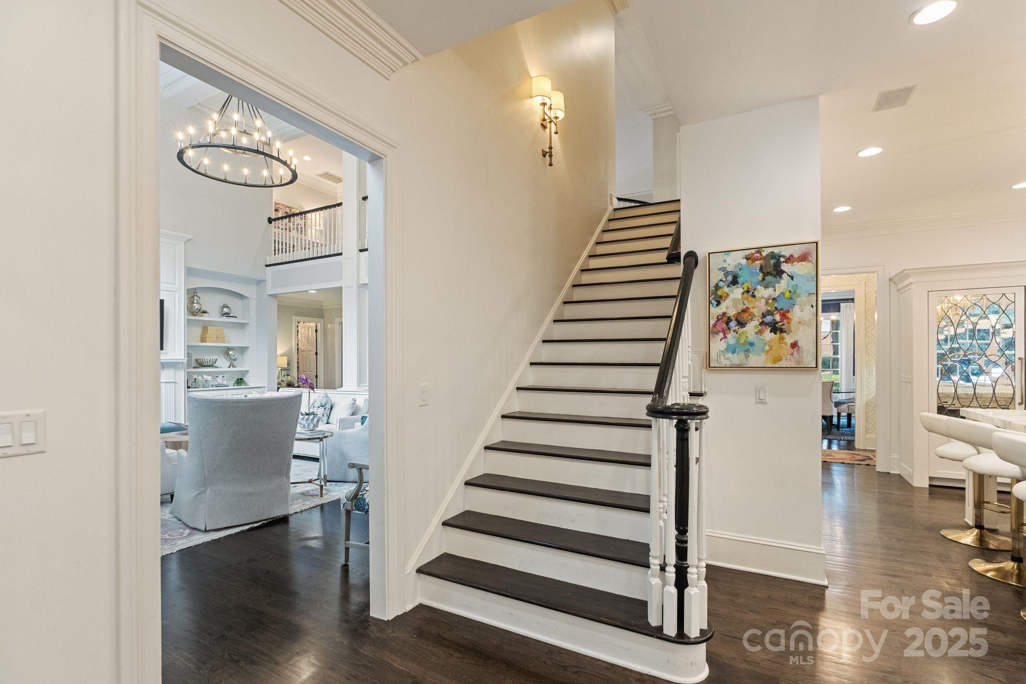 Hampton Manor - Residential