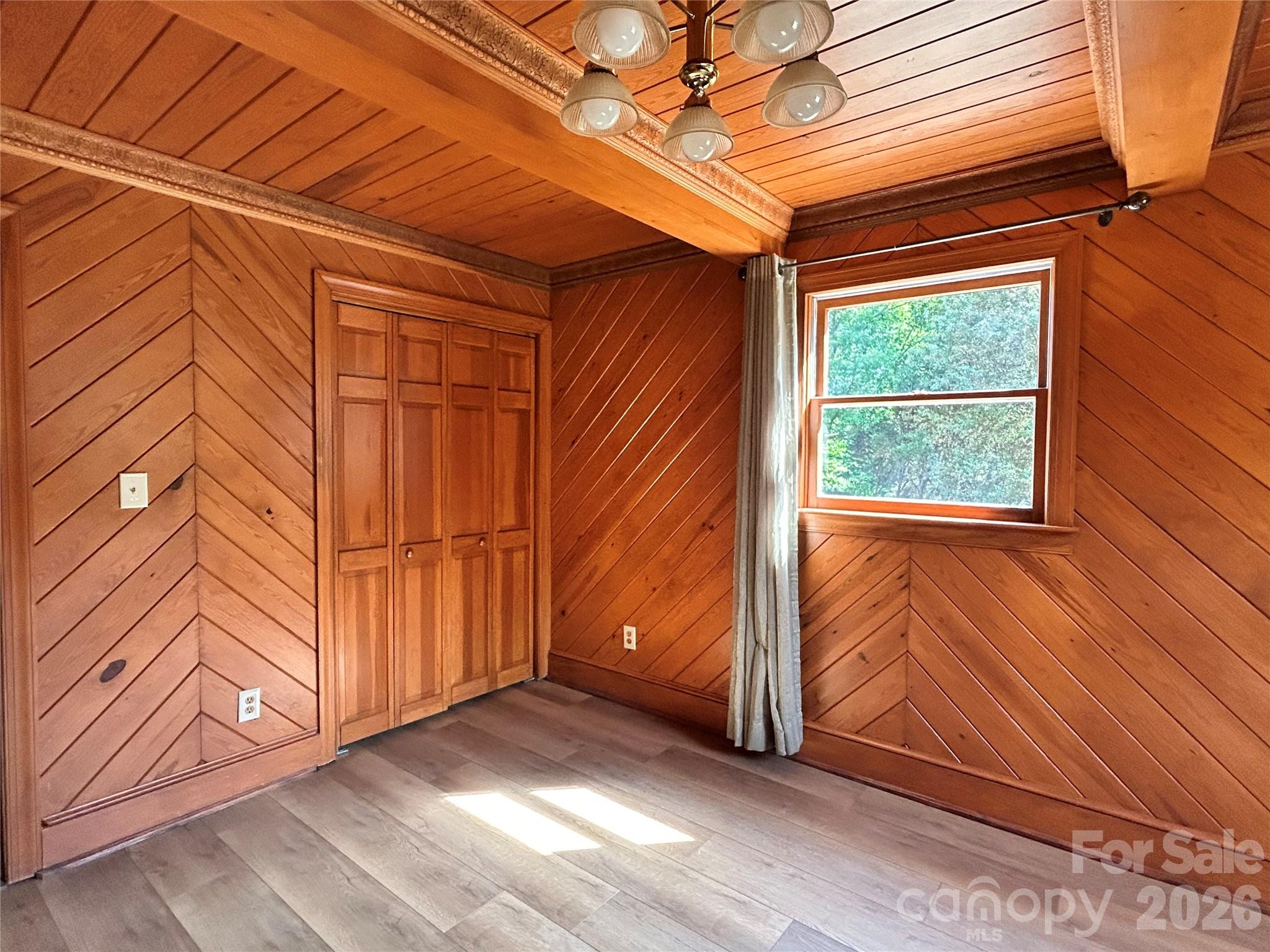 Woodland Oaks - Residential