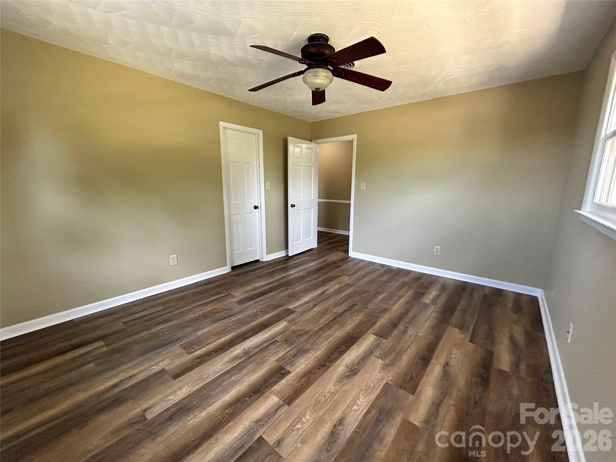 Woodland Oaks - Residential
