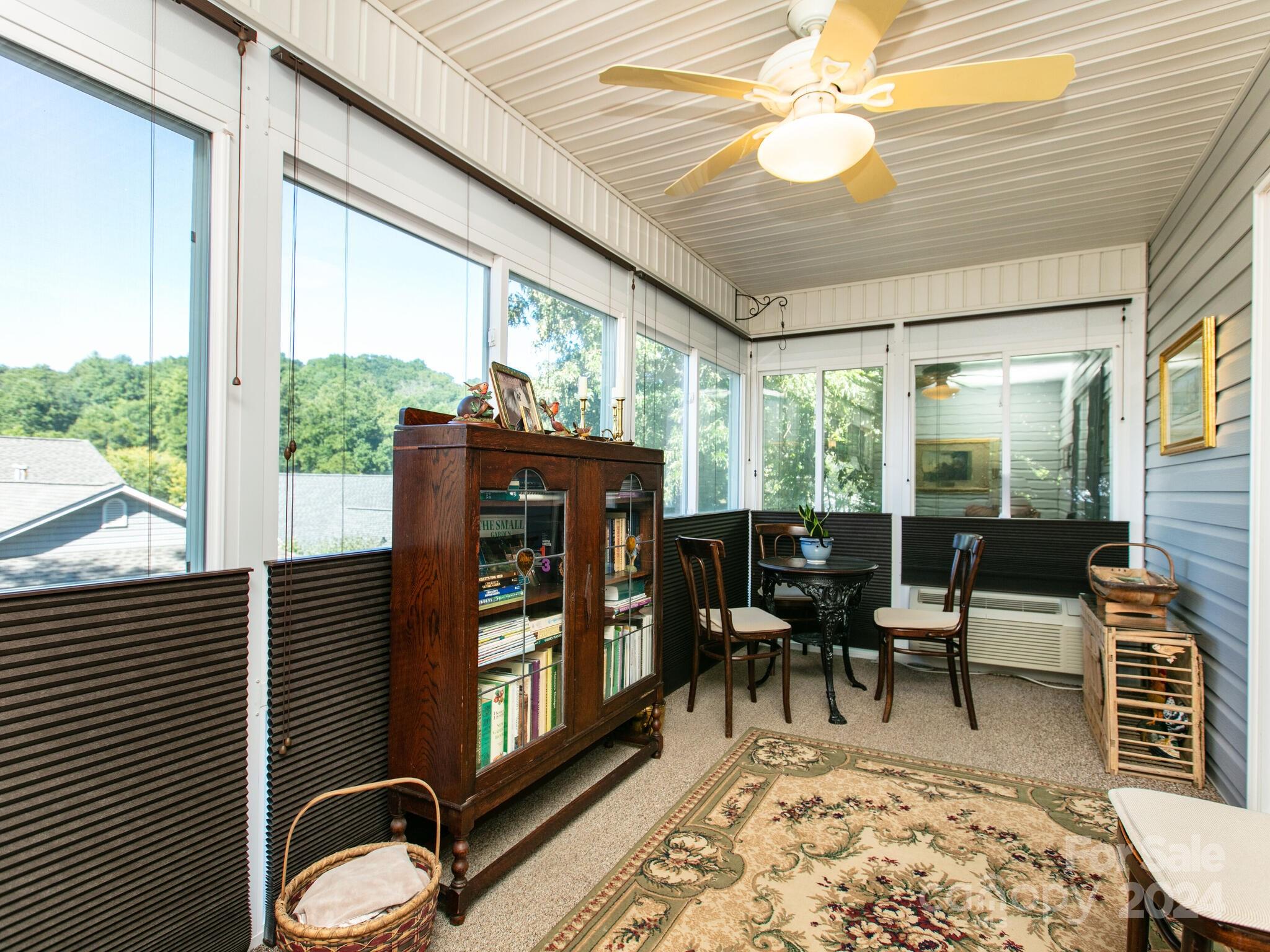 Cummings Cove - Residential