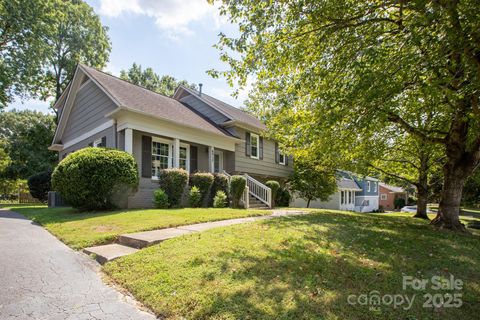 6917 Lancer Drive Charlotte NC 28226