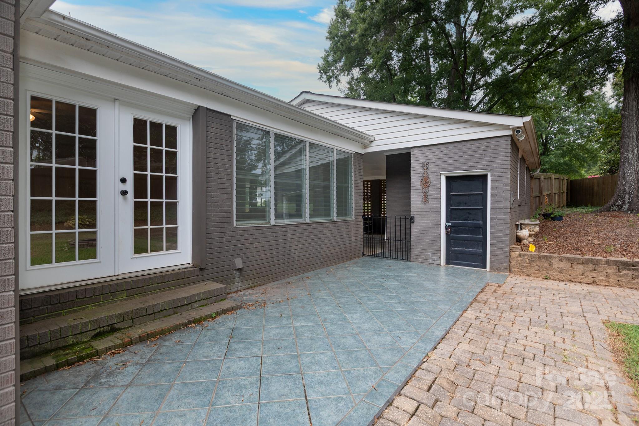 Sherwood Forest - Residential