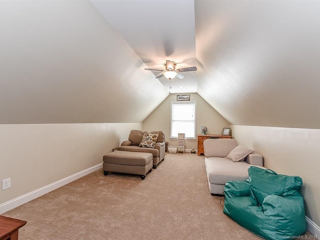 Wind Song Estates - Residential