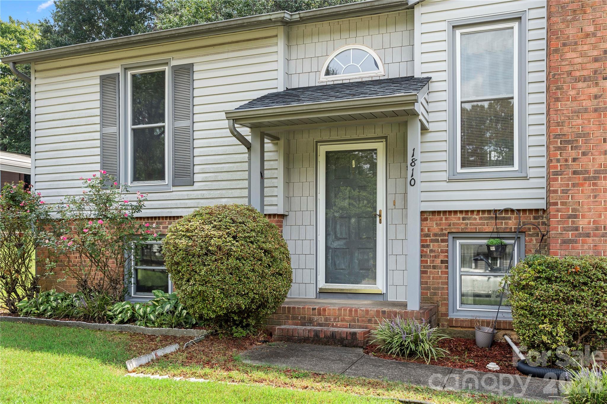1810 Oak Hollow Road