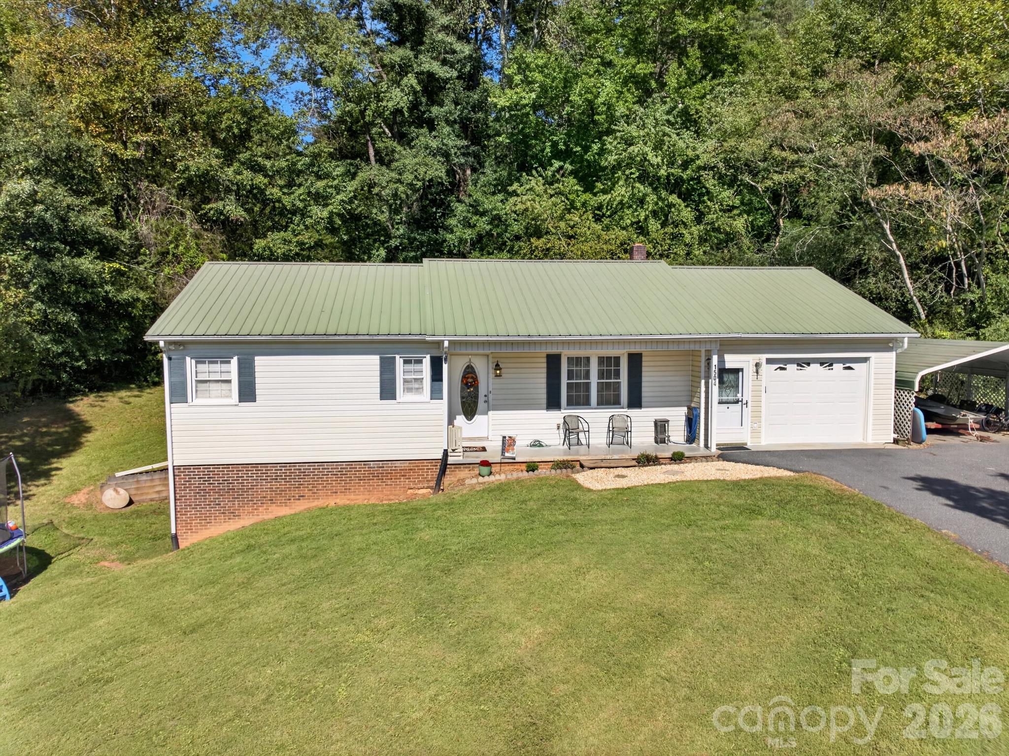 1504 Hwy 268 Highway