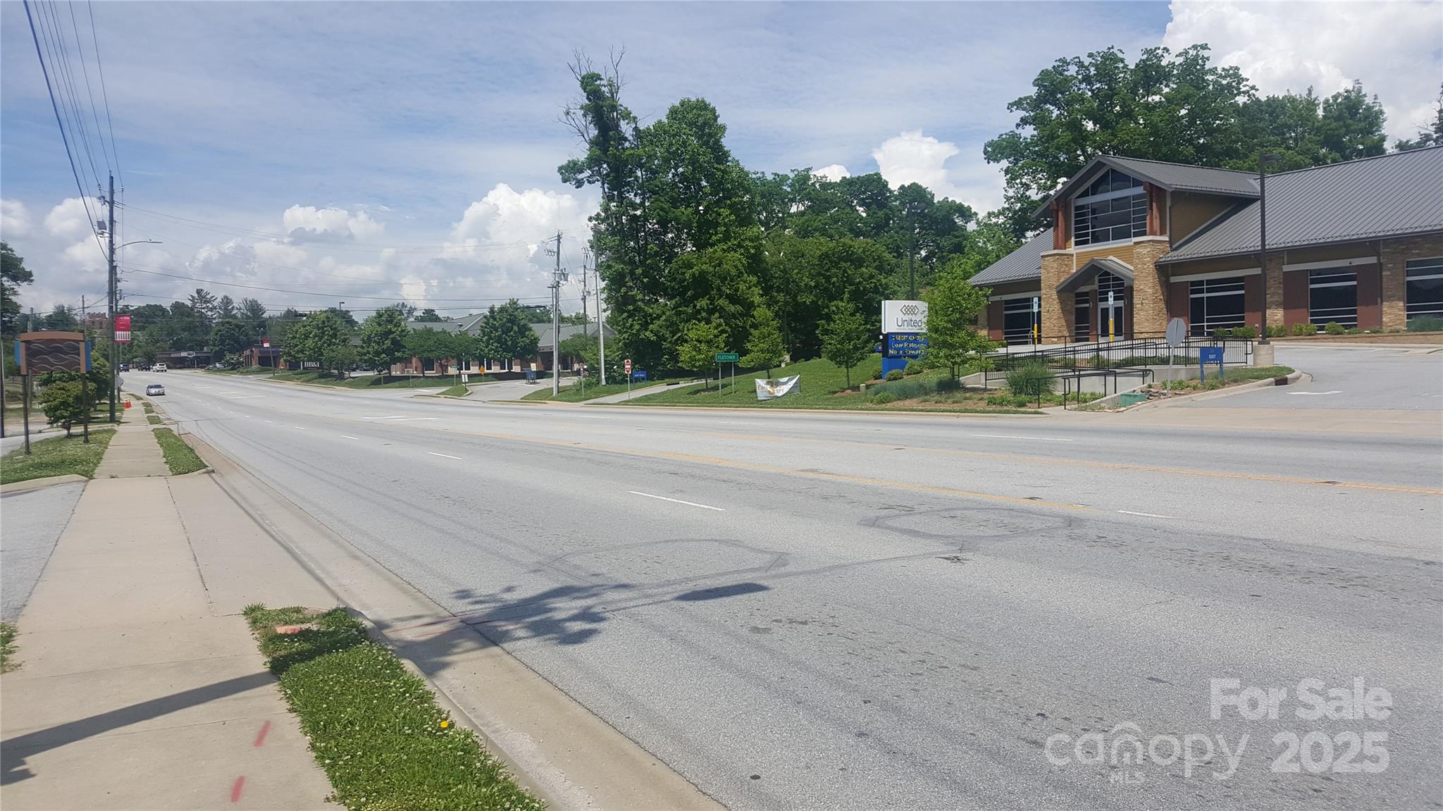 3665 Hendersonville Road