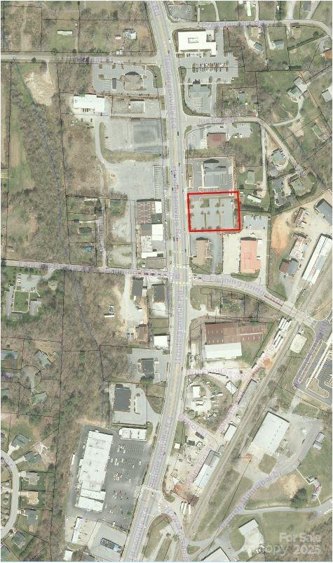 3665 Hendersonville Road